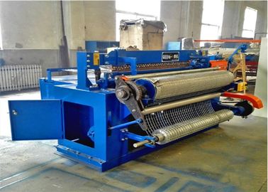 415V / η μηχανή συγκόλλησης πλέγματος ρόλων 50HZ 3T 2m πλάτος σώζει στην ενέργεια 20% τη χαμηλή συντήρηση προμηθευτής